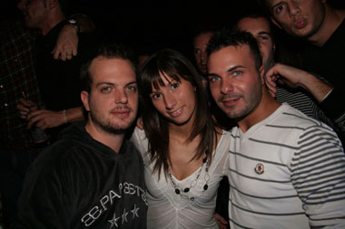 FOTO (837802)