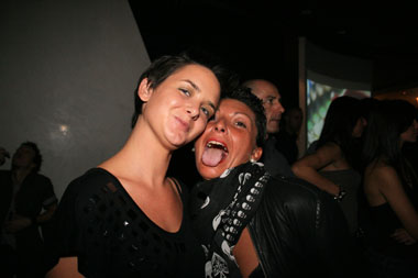 FOTO (812009)