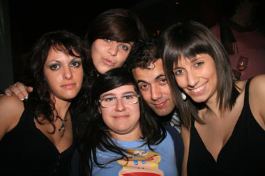 FOTO (818915)