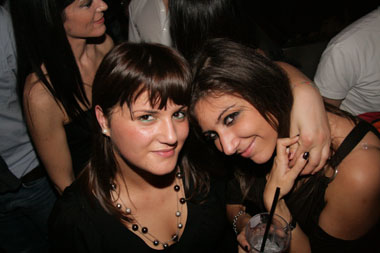 FOTO (836502)