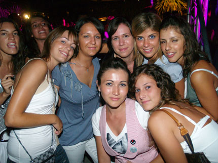 FOTO (342621)