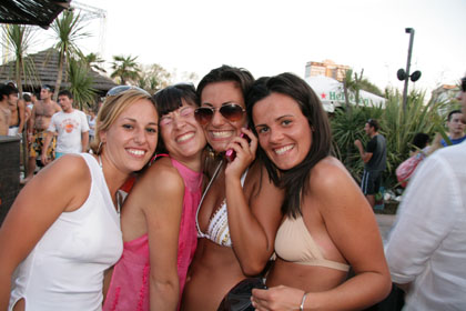 FOTO (363620)