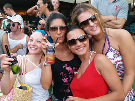 FOTO (372715)