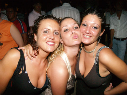 FOTO (371613)