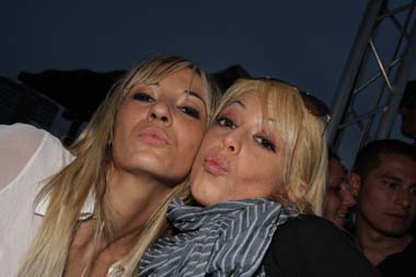 FOTO (457302)