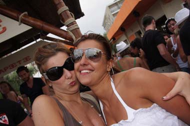 FOTO (511415)