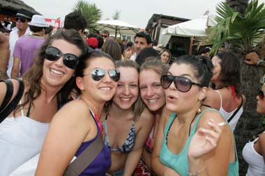 FOTO (543607)