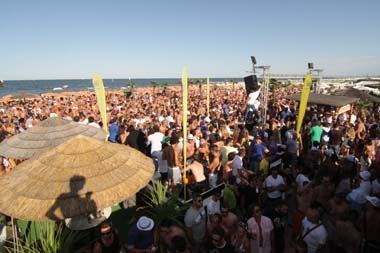 FOTO (548510)