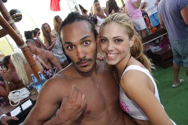 FOTO (560804)
