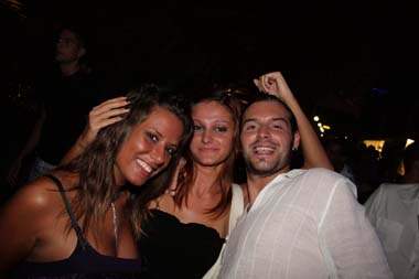 FOTO (574712)