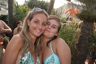 FOTO (575204)