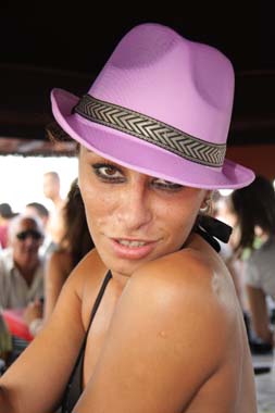 FOTO (576821)