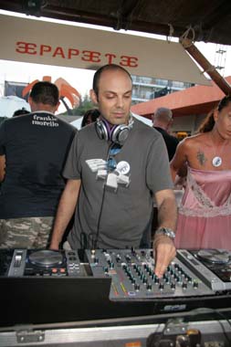 FOTO (579921)