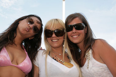 FOTO (748515)