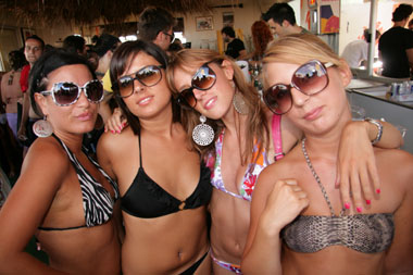 FOTO (772303)