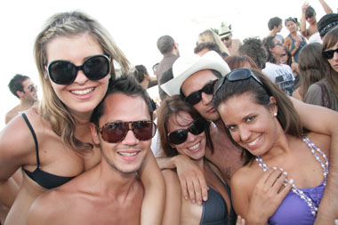FOTO (788809)