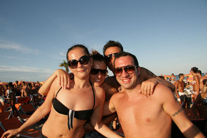 FOTO (799803)