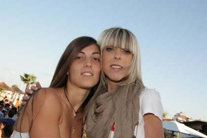 FOTO (799806)