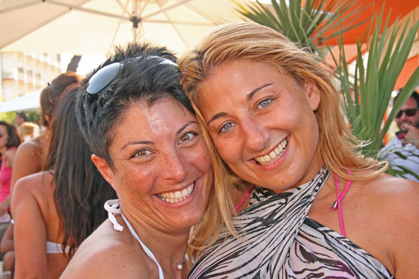 FOTO (185303)