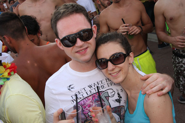 FOTO (279810)